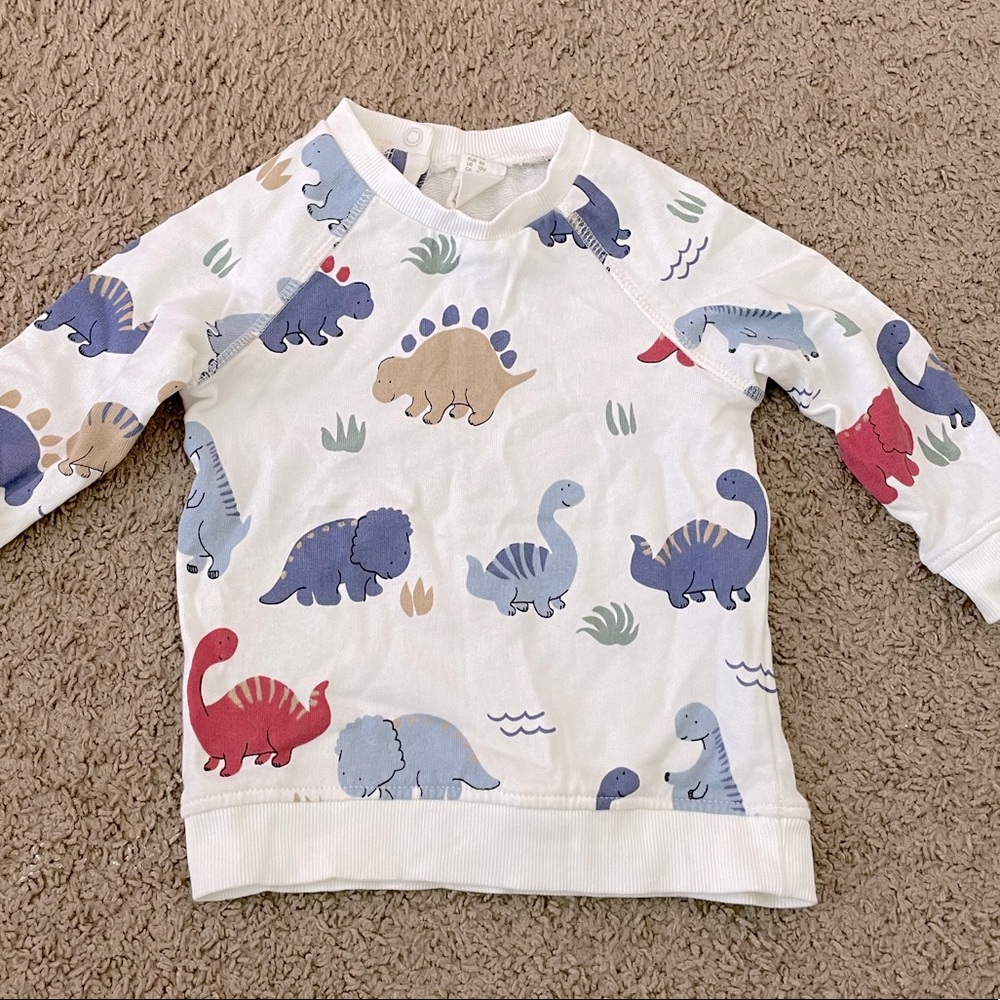 H&M baby dinosaur